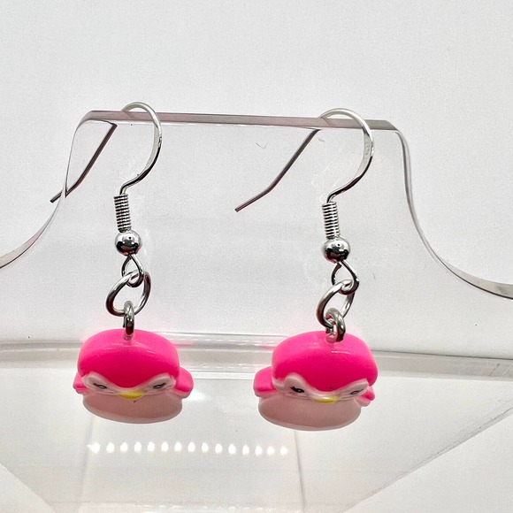 Penguin Earrings - Pink Baby Penguins - Baby Shower Earrings - Zoo Earrings - Picture 6 of 9